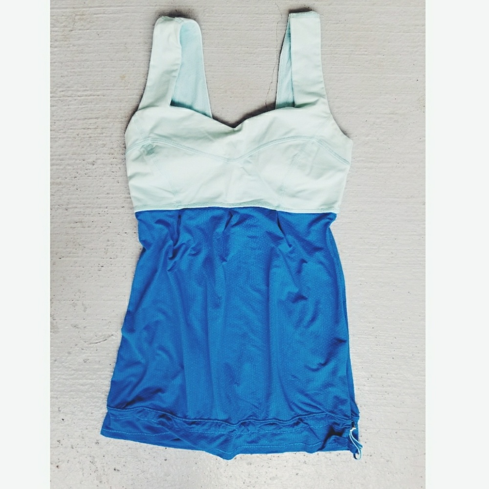 💎Lululemon Two-Toned Top 💎